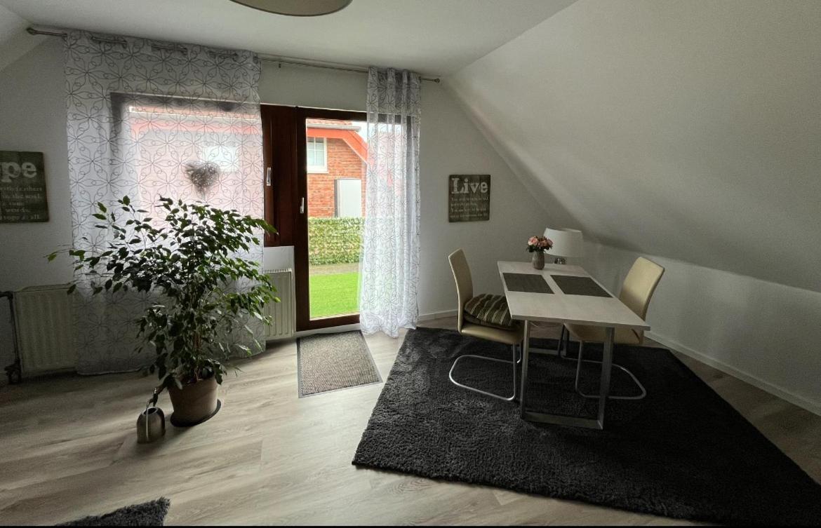 Ferienwohnung Kleine Auszeit Ашеберг Экстерьер фото